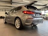 BMW 120i NAVI LED PDC V+H DAB Tempomat Sitzheiz. LM - BMW 120 in Solingen