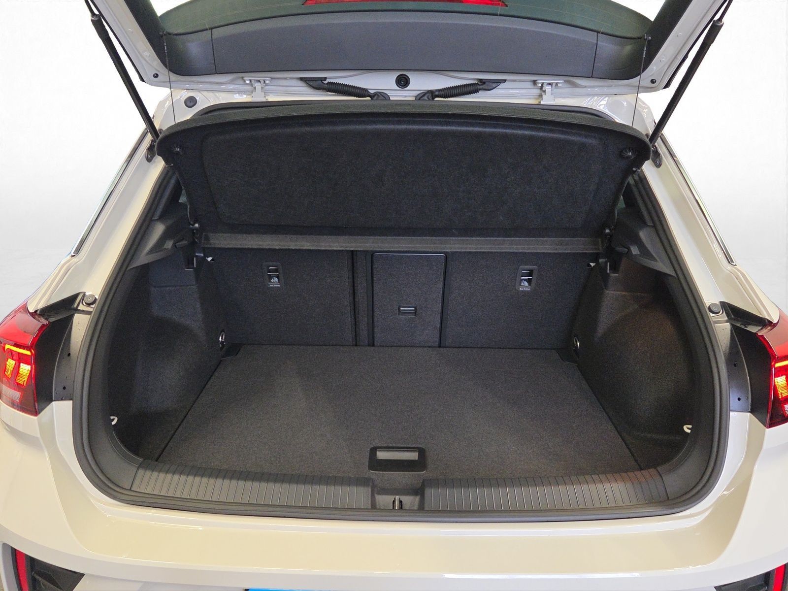 Volkswagen T-Roc - Bild 8