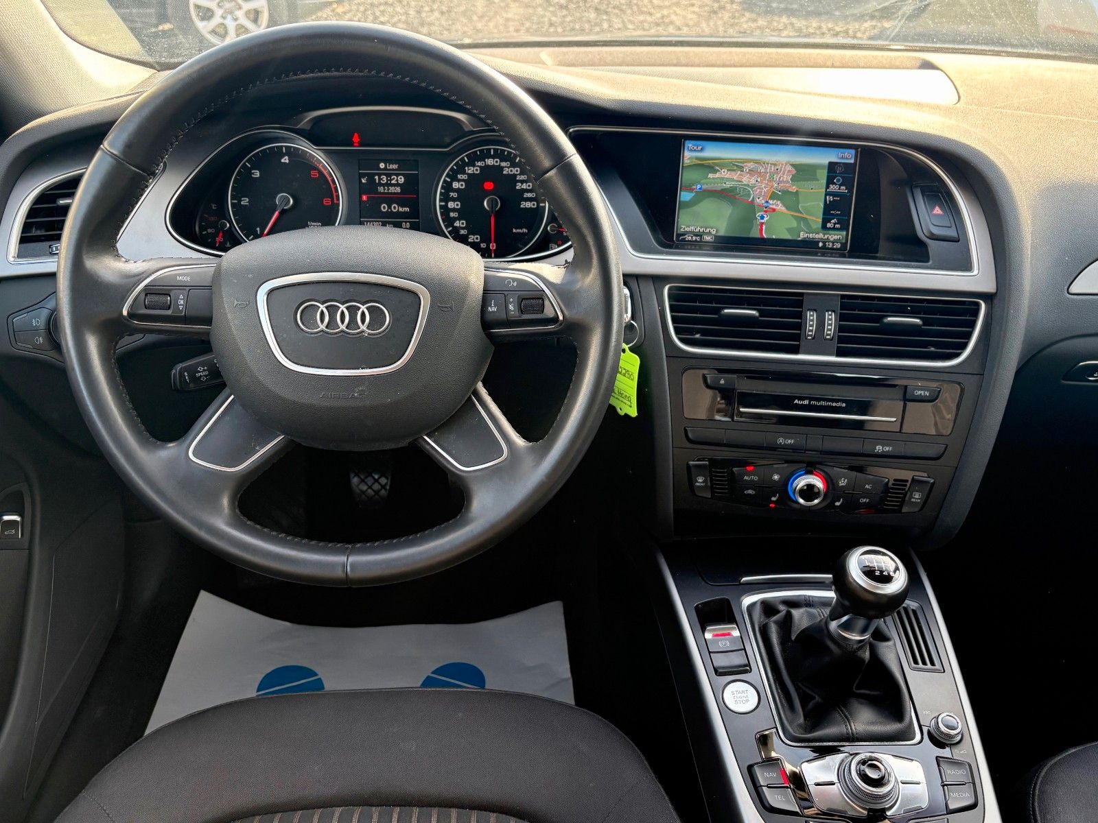 Fahrzeugabbildung Audi A4 3.0TDI Lim. Ambiente Navi Xenon SCHECKHEFT