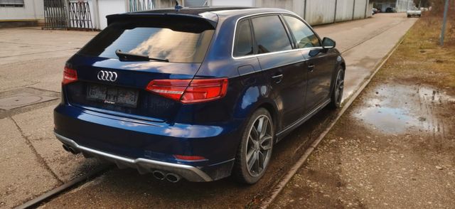 Audi S3 Sportback 2.0 TFSI quattro