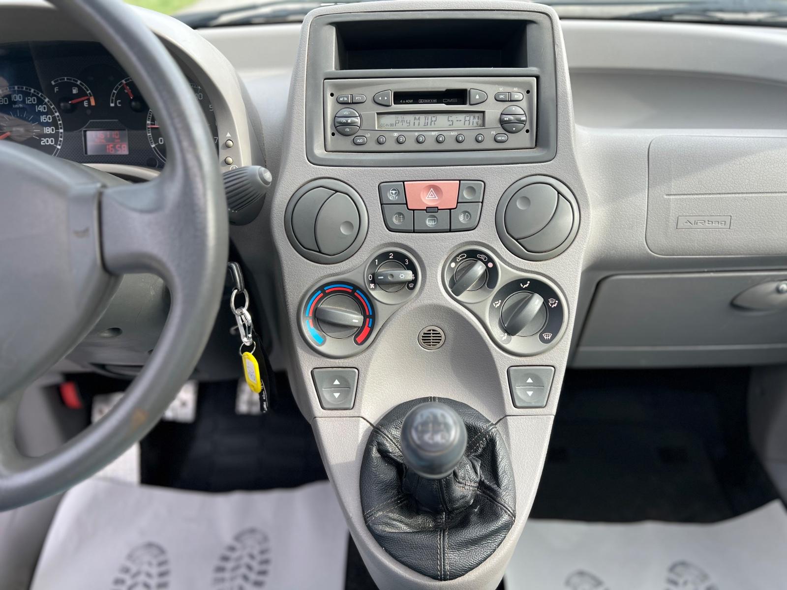 Fiat Panda 1.2 8V Dynamic*PANORAMA*KLIMA*HU/AU NEU*