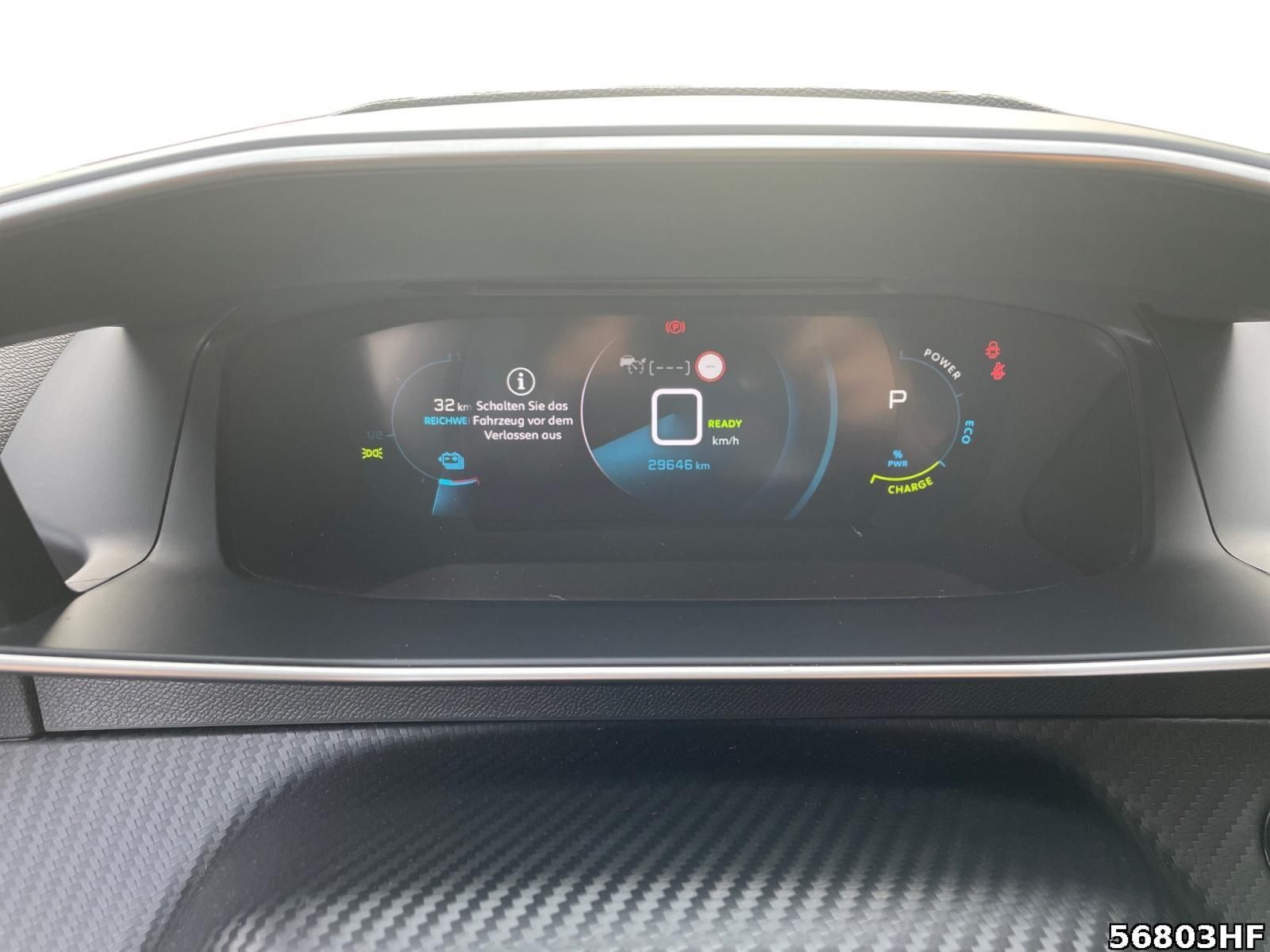 Fahrzeugabbildung Peugeot e-208 GT *ACC*LED*PDC+CAM*NAVI*CARPLAY*