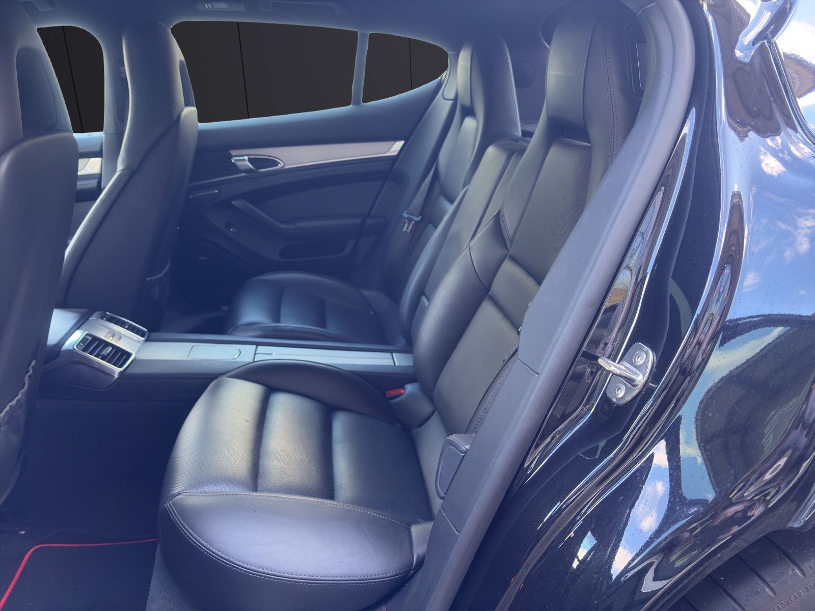 Fahrzeugabbildung Porsche Panamera Turbo/Sport-Chrono/Schiebedach/Memory
