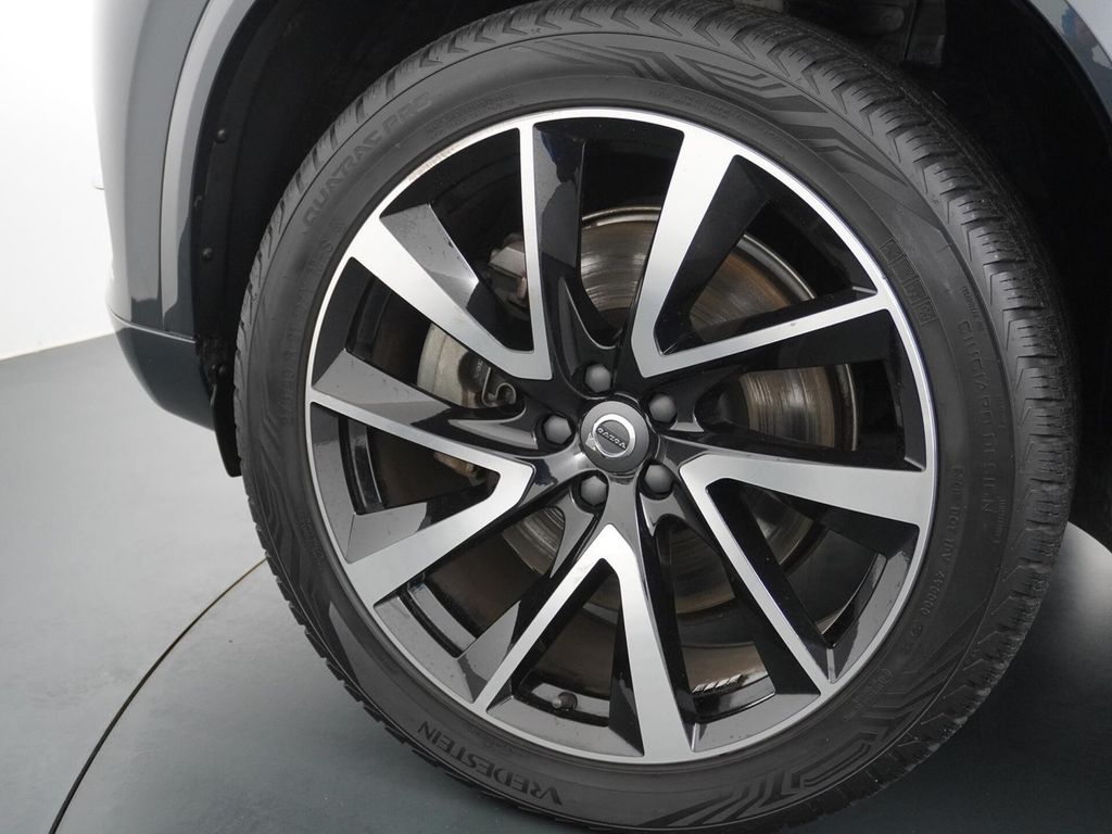 Volvo XC90 2.0 T8 Twin motor AWD Momentum panorama dac