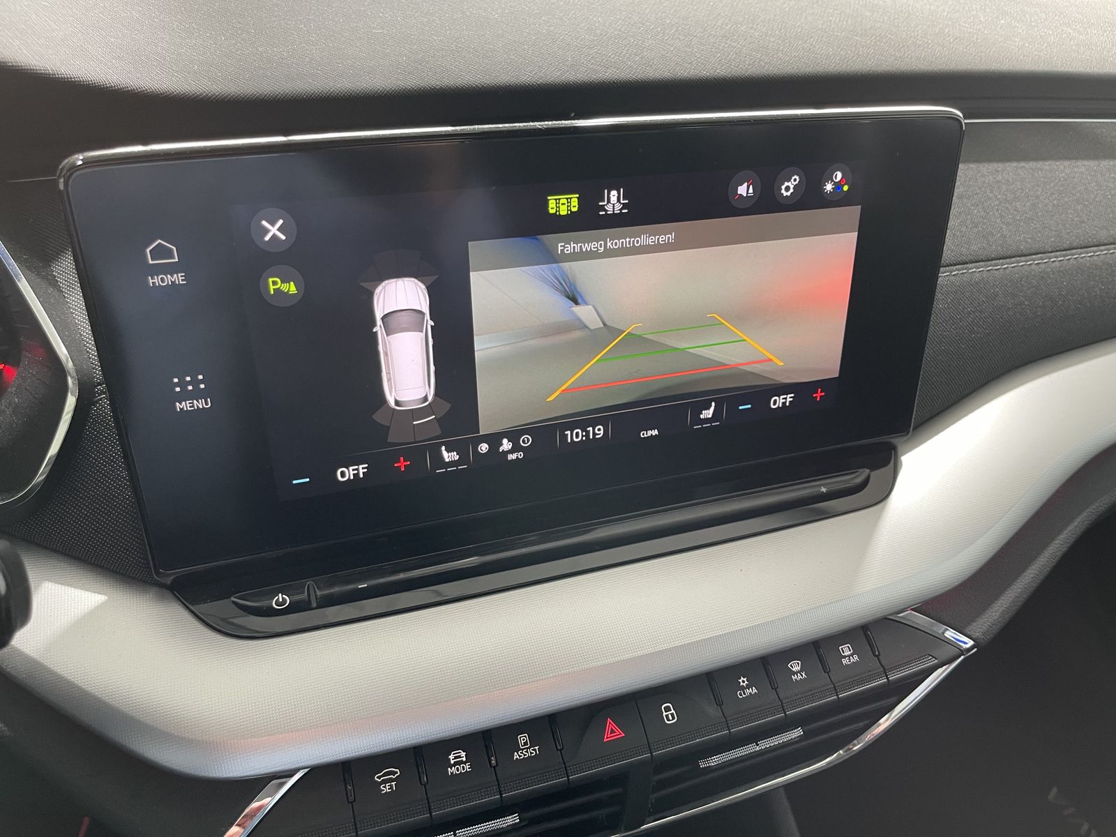 Fahrzeugabbildung SKODA Octavia Style 2.0 TDI*LED*Cam*SHZ*PDC*ACC*HUD*