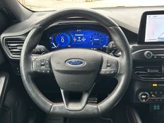 Fahrzeugabbildung Ford Focus Turnier 1.5 ST-Line X *LED*APP*TEMP*SHZ*18
