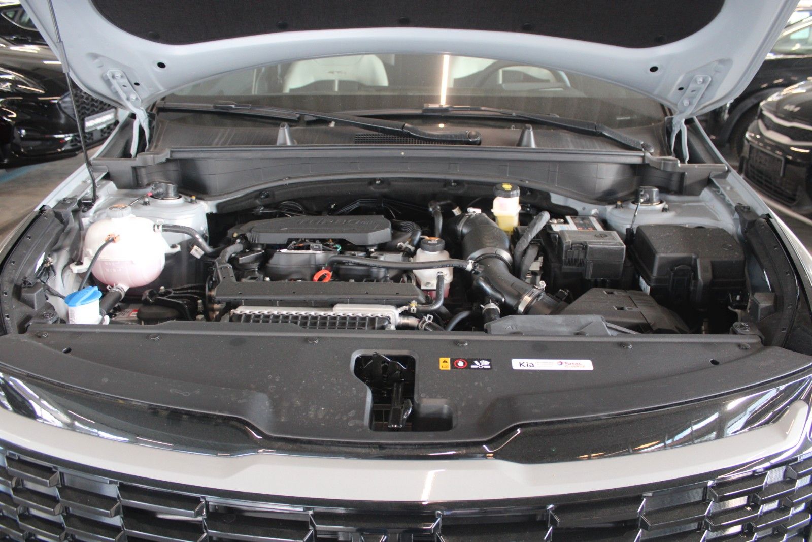 Fahrzeugabbildung Kia Sportage 1.6 T-GDI GT-Line Automatik SOUND-PAKET