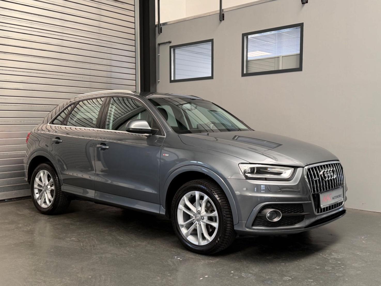 Audi Q3 2.0 TFSI quattro/1. Hand/Scheckheft/Navi