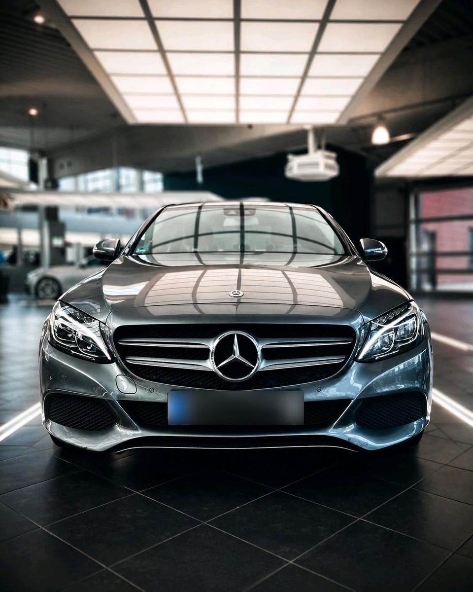 Mercedes-Benz C 220