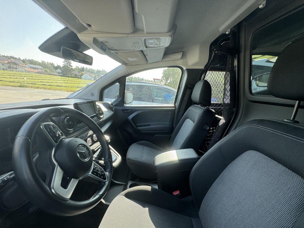 Fahrzeugabbildung Mercedes-Benz Citan Kasten 112 CDI standard (420.633)