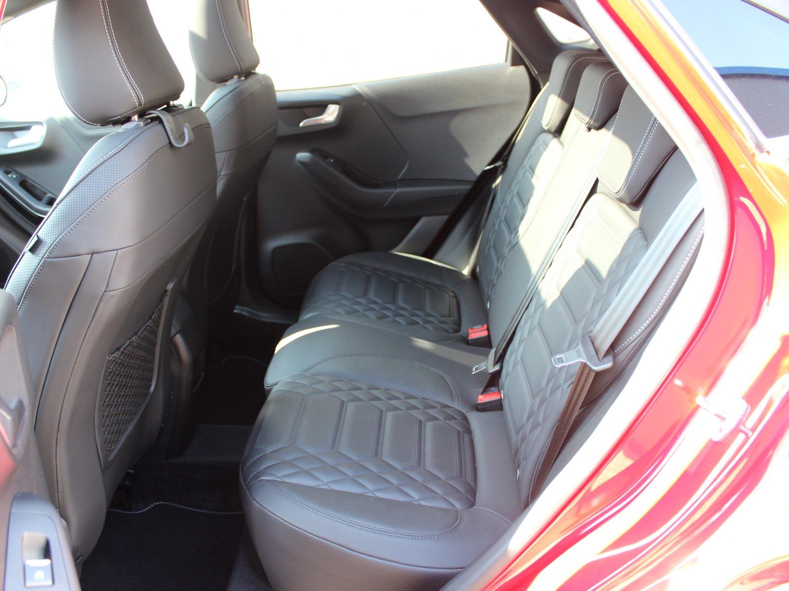 Fahrzeugabbildung Ford Puma ST-Line Vignale 1,0 EcoBoost