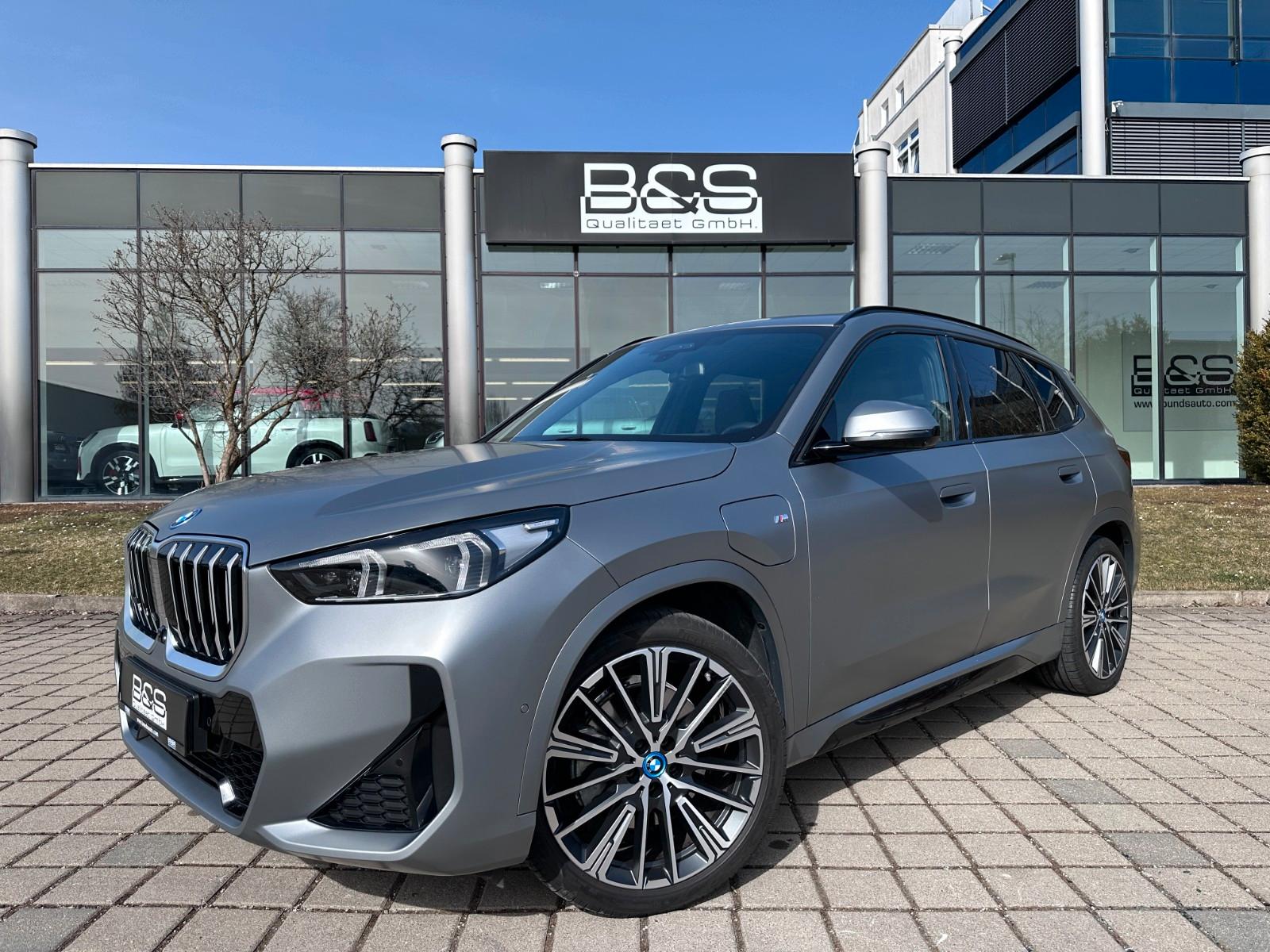 BMW X1 30e xDr M Sport ACC,HUD,PANO,HARMAN,AHK,VOLL