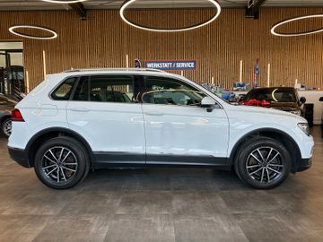 MYAUTOCENTER – Gebraucht- und Jahreswagen mit Werkstattservice in Pfaffenhofen Volkswagen Tiguan *Highline*4Motion*Leder*AHK*LED*