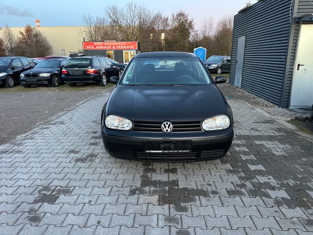 Volkswagen Golf 1.4 Special