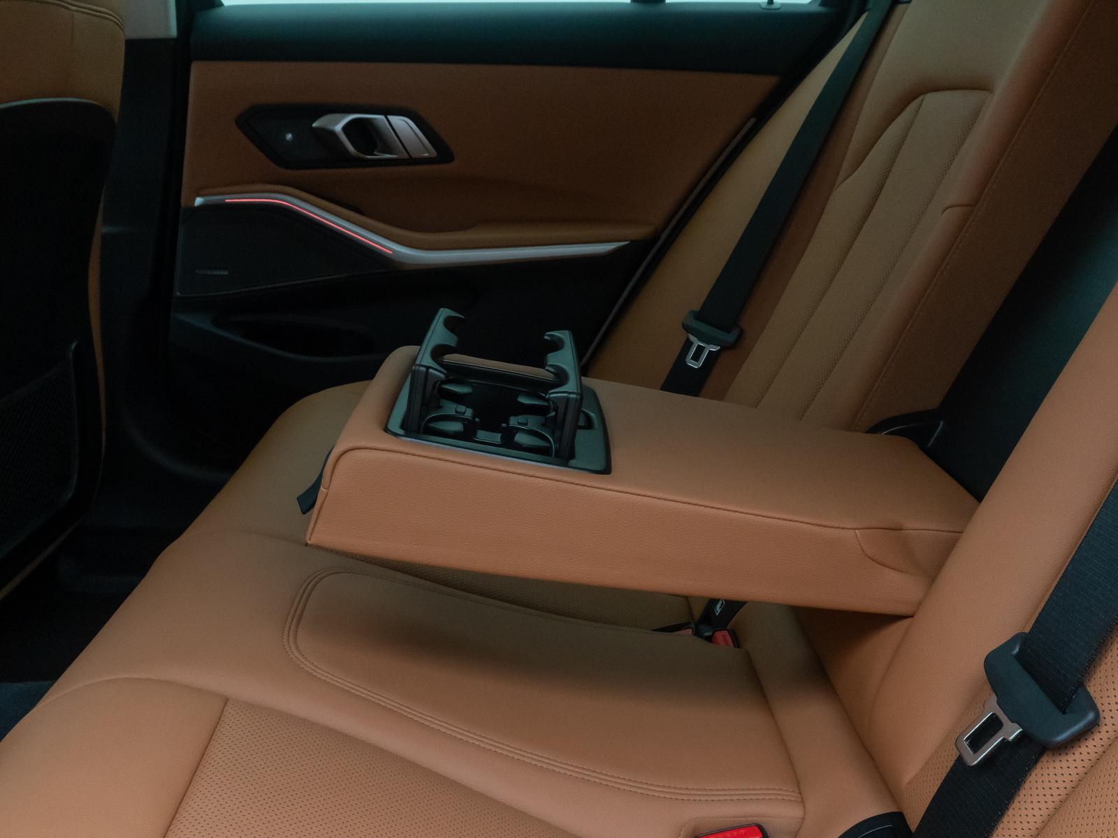 BMW 330 i Komfort HUD Kamera H/K Leder Sport 18Zoll, миниатюра 29