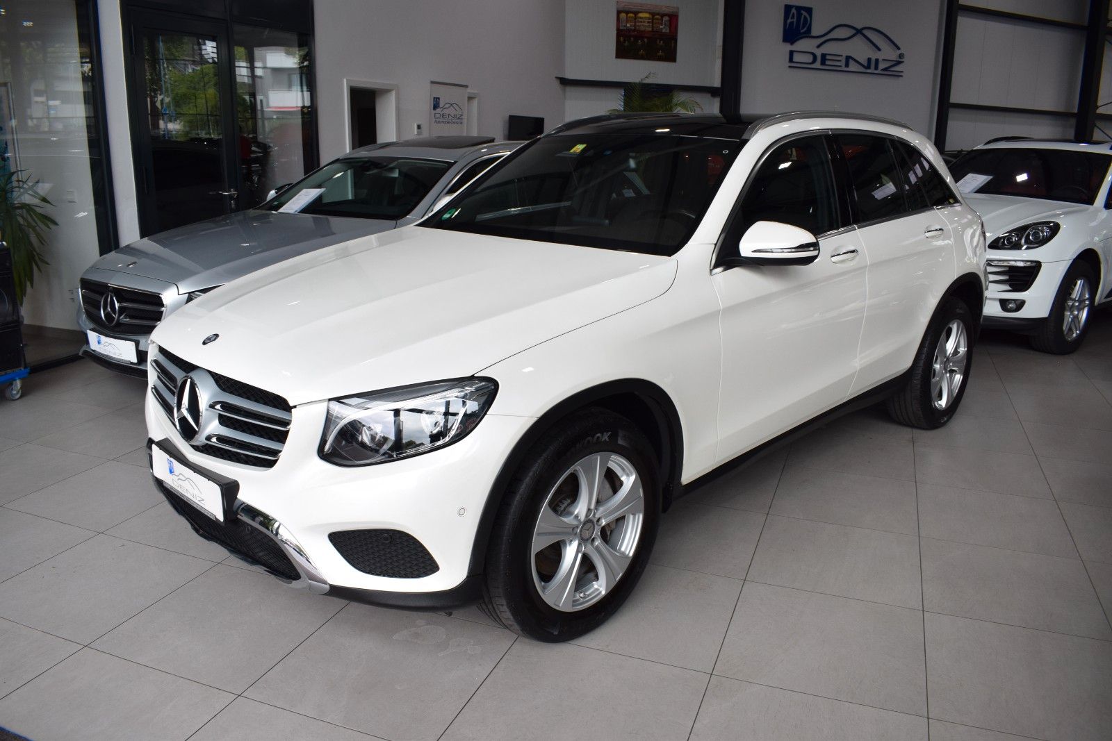 MERCEDES-BENZ GLC 220 d 4Matic Exclusive