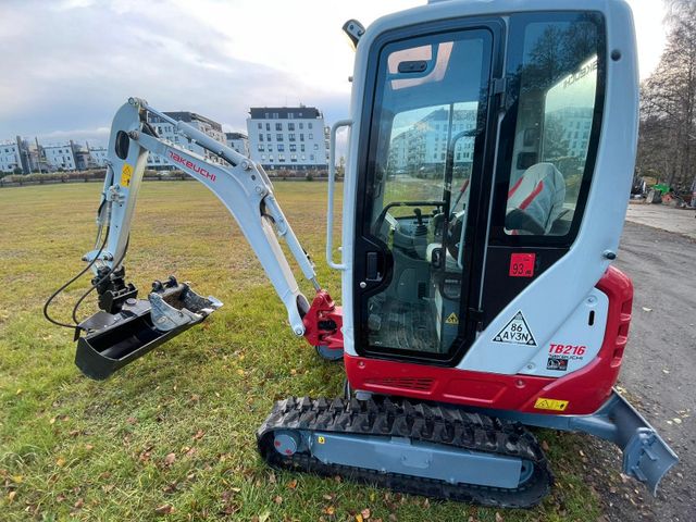 Takeuchi TB216