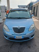 Lancia MUSA 1.3 Multijet 16V 90 CV Platino - blaue Lancia MUSA
