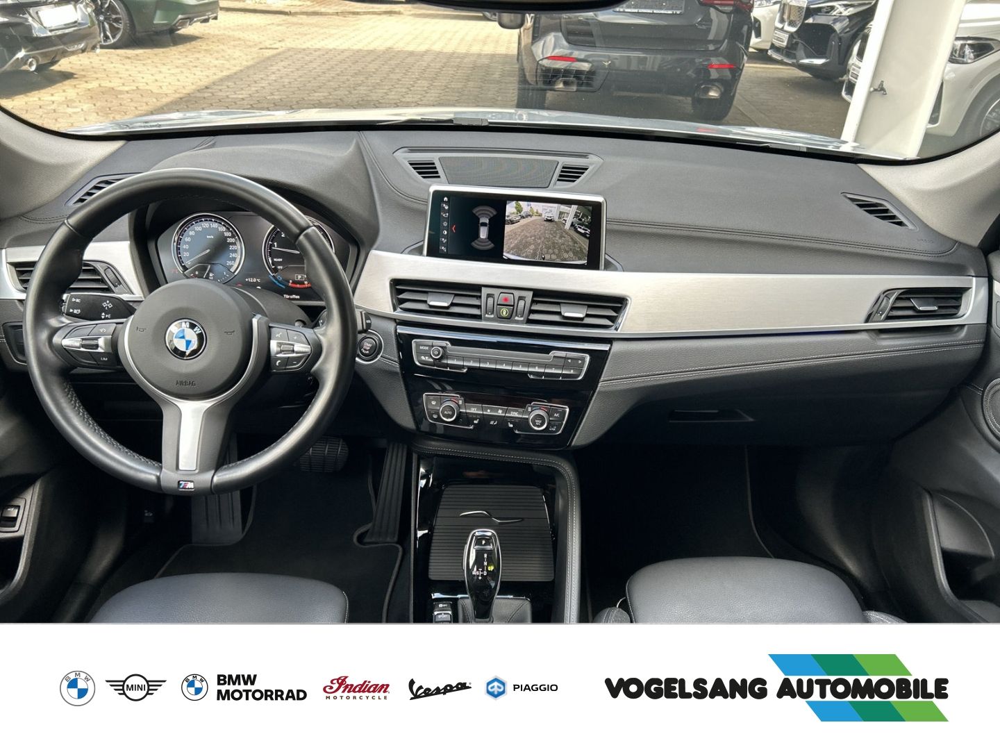 Fahrzeugabbildung BMW X1 20i xDrive,SportLine,AHK,Rückfahrk.,H&KSound,