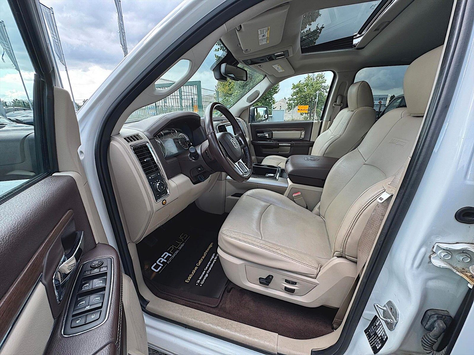 Fahrzeugabbildung Dodge RAM 5.7 V8 HEMI LARAMIE CrewCab 4x4 LPG  PRINS