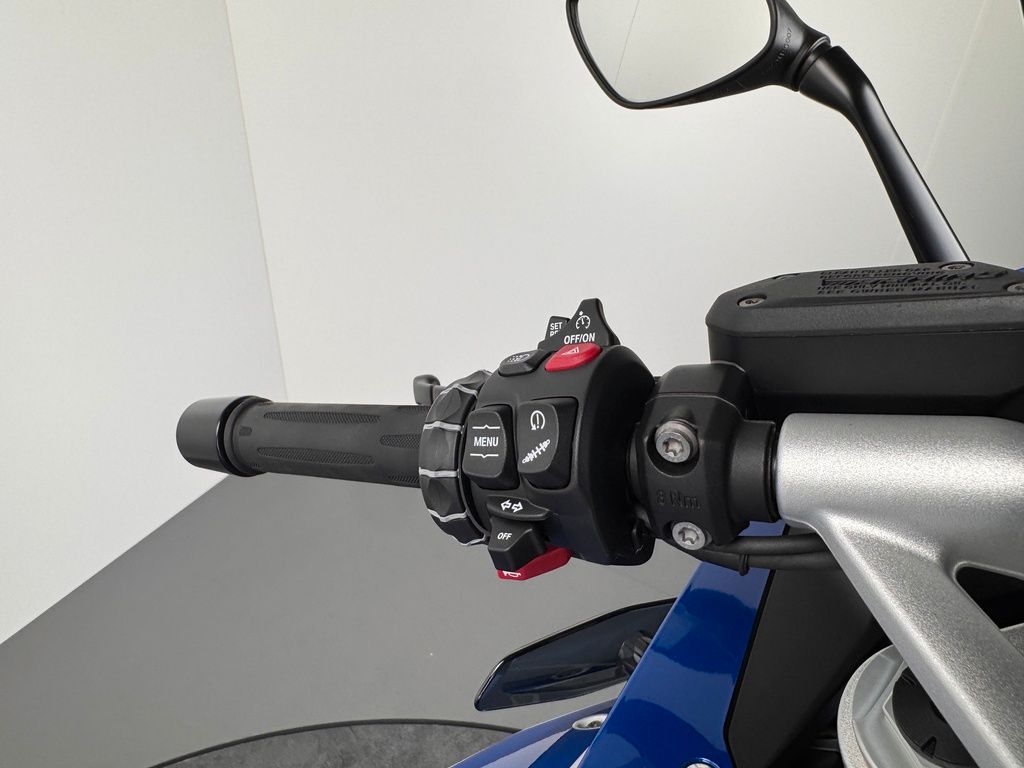 Fahrzeugabbildung BMW R 1250 RS *NEUWERTIG *SERVICE NEU