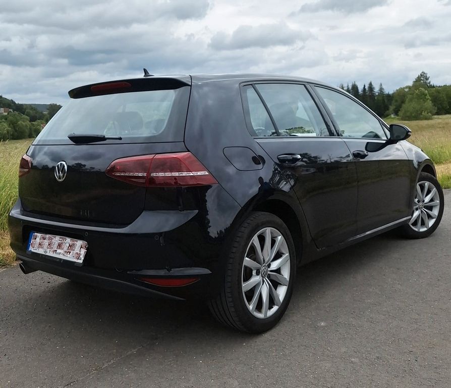Image of Volkswagen Golf