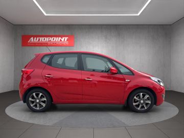 Hyundai ix20 1.6 Space blue, Bild 7