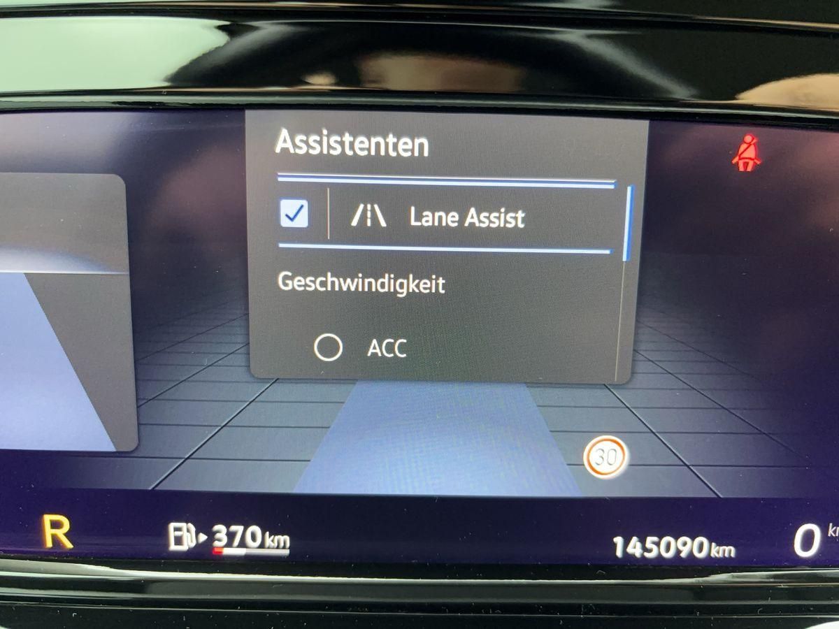 Golf Variant Life 2.0 TDI DSG AHK NAVI ACC LED