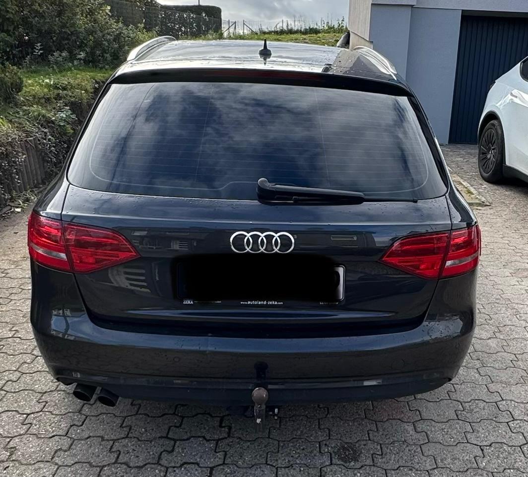 Audi A4 2012 — photo 10