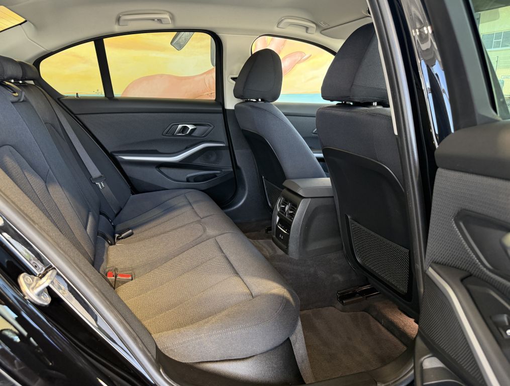 BMW 330e  Advantage KAM+KOMF+ACC+LASER+HUD+SPUR+DAB foto 10