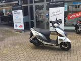 Suzuki Avenis 125 - SUZUKI AVENIS 125