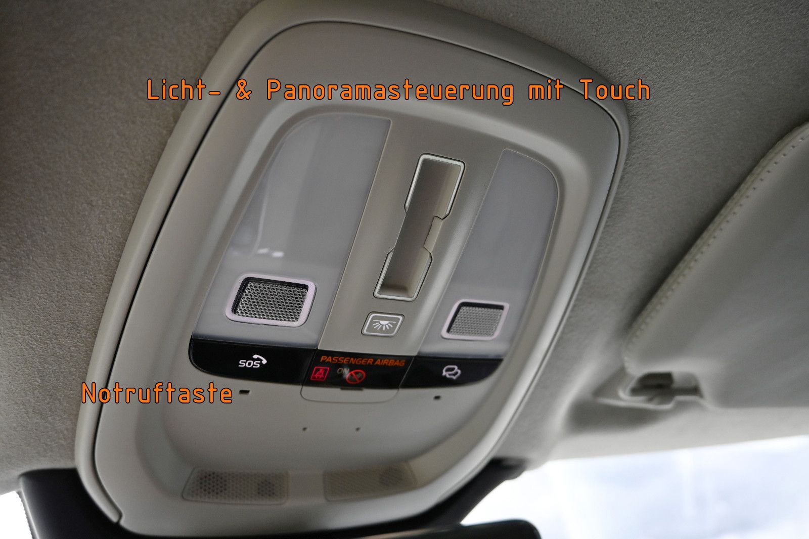 Fahrzeugabbildung Volvo XC90 T8 AWD Re Ultimate Bright °B&W°FOUR-C°VOLL!