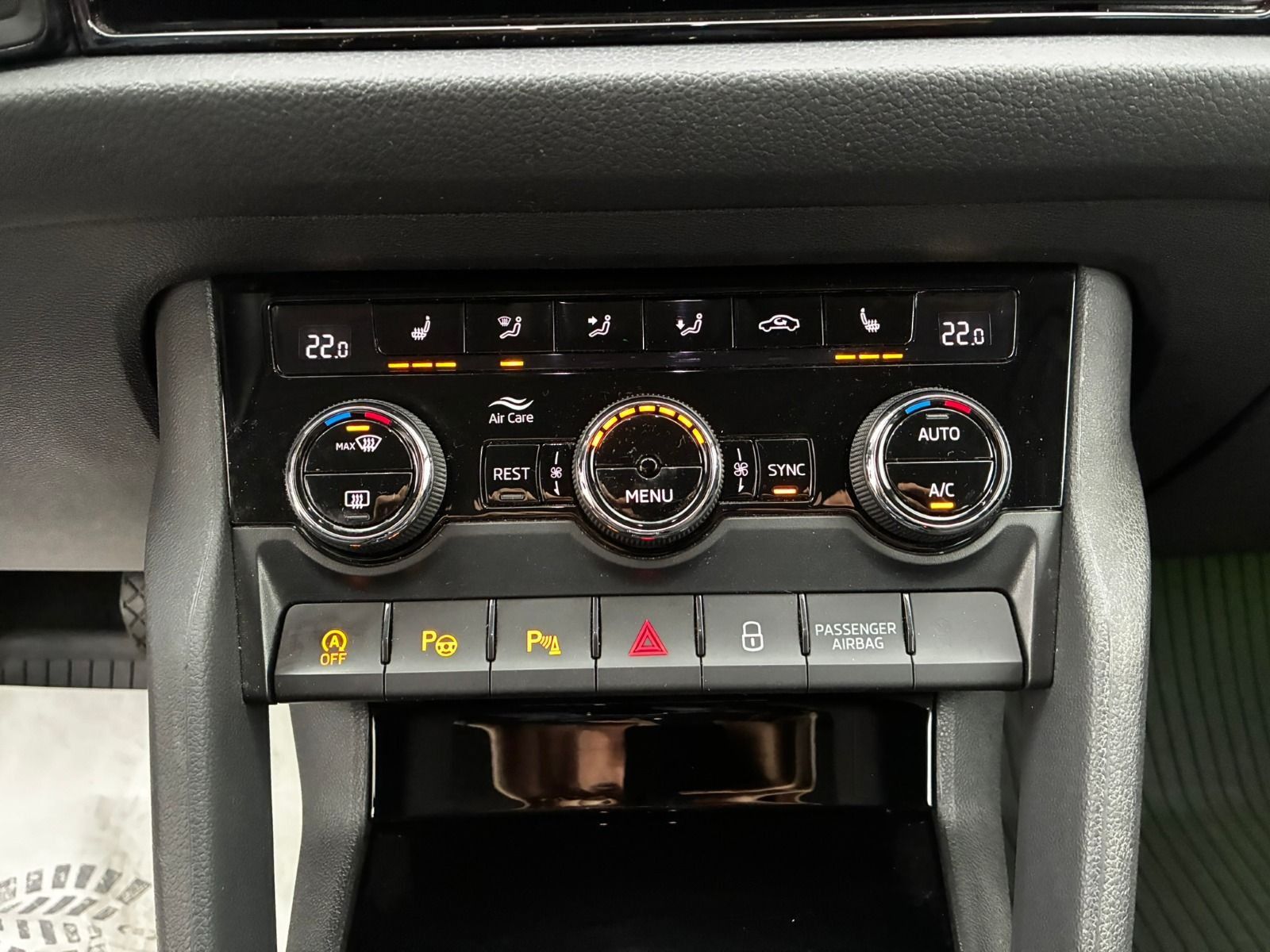 Fahrzeugabbildung SKODA Kodiaq 2.0 TDI Clever 4x4