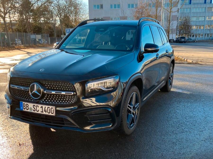 Mercedes-Benz GLB 200d AMG LINE+KAMERA+NIGHT PAKET