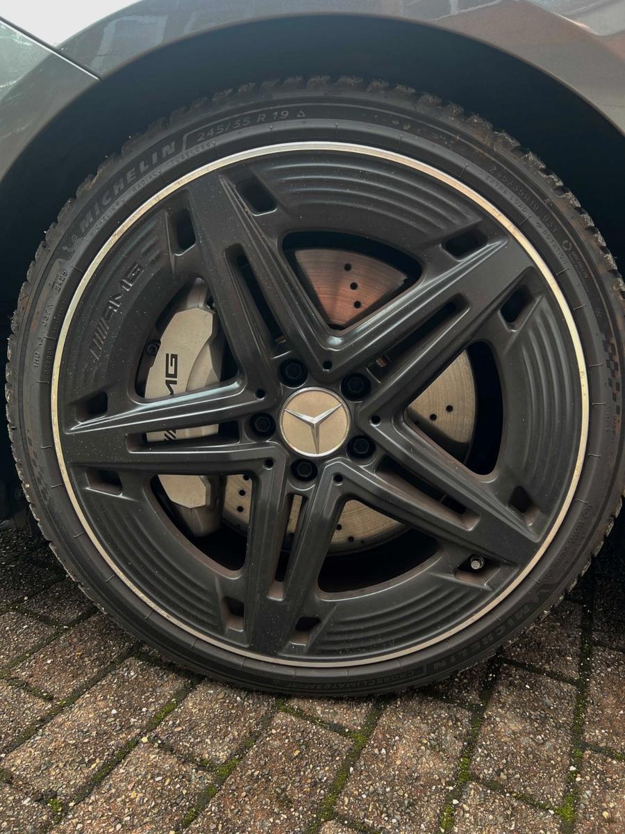 Mercedes-Benz CLA 35 AMG Shooting Brake CLA 35 4MATIC DCT ...