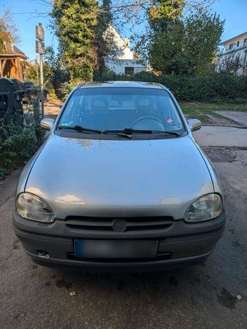 Opel Corsa B TÜV neu guter Zustand wenig K...