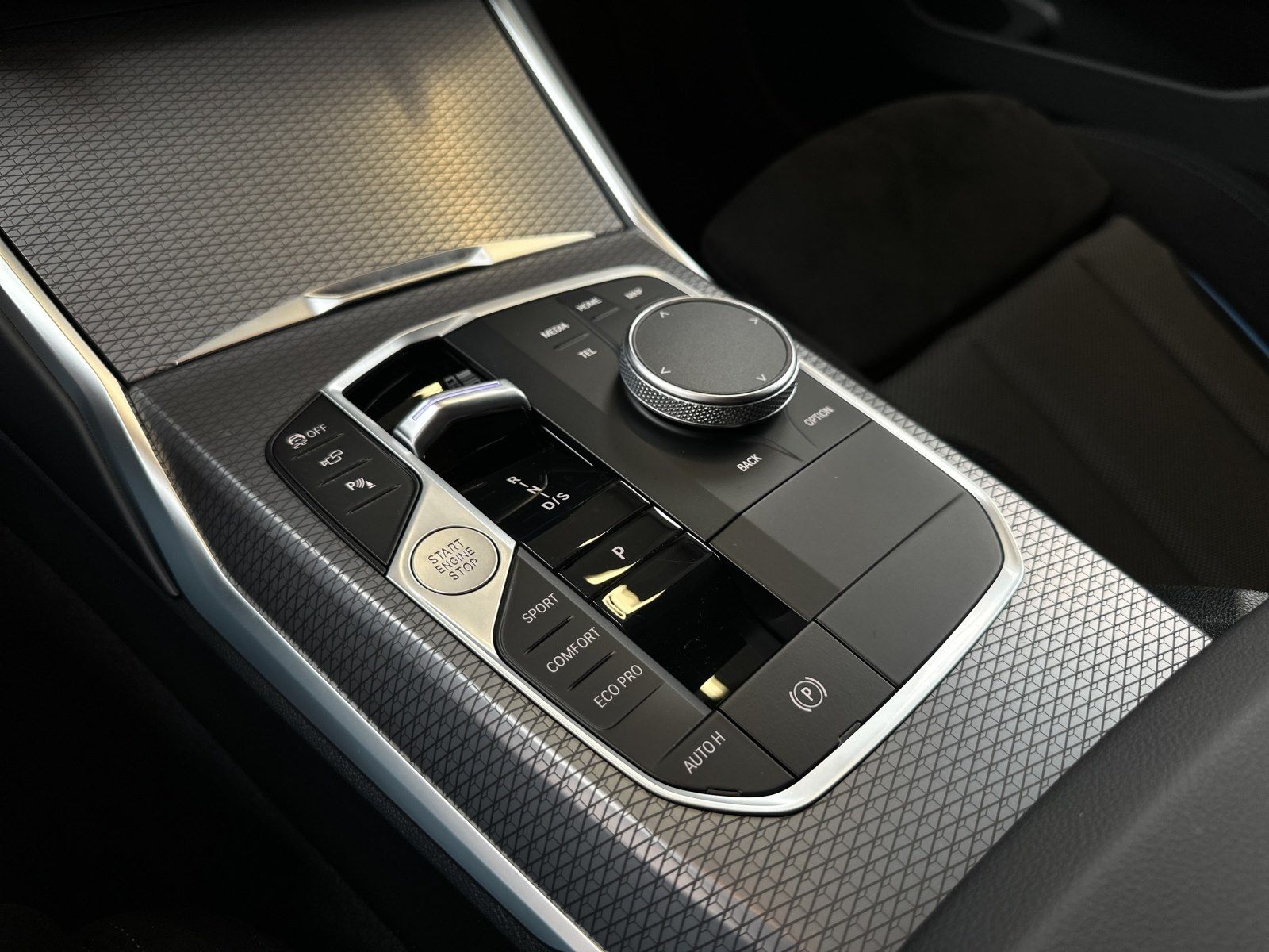 BMW 330 - Bild 12