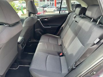 Toyota RAV 4 - 11