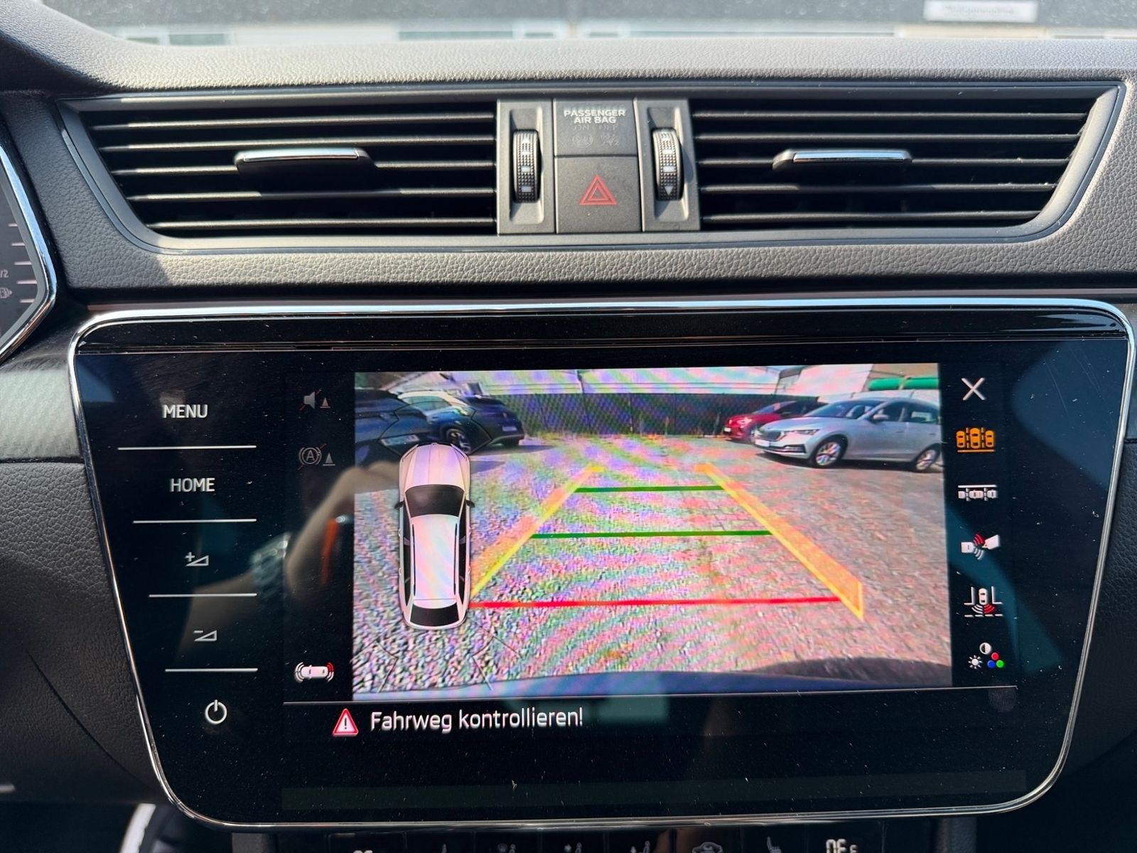 Skoda Superb Combi 2.0 TDI DSG SPORTLINE +AHK +MATRIX foto 14