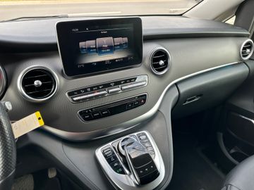Fahrzeugabbildung Mercedes-Benz V 220d Lang Avantgarde Edition*2xEl.Tür*360°Kam*