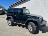 Jeep Wrangler Sport 2.8 CRD Sport - Jeep Wrangler: Schwarz