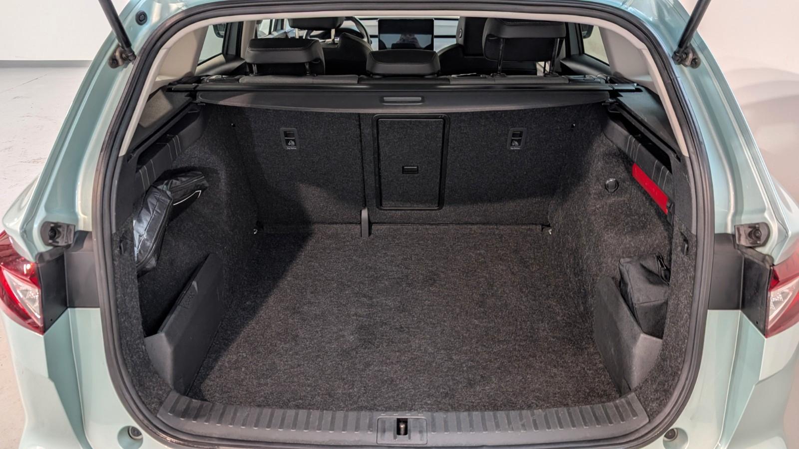 Skoda Enyaq 80 Loft ACC*LANE*KESSY*SIDE*SHZ*KAM*19"