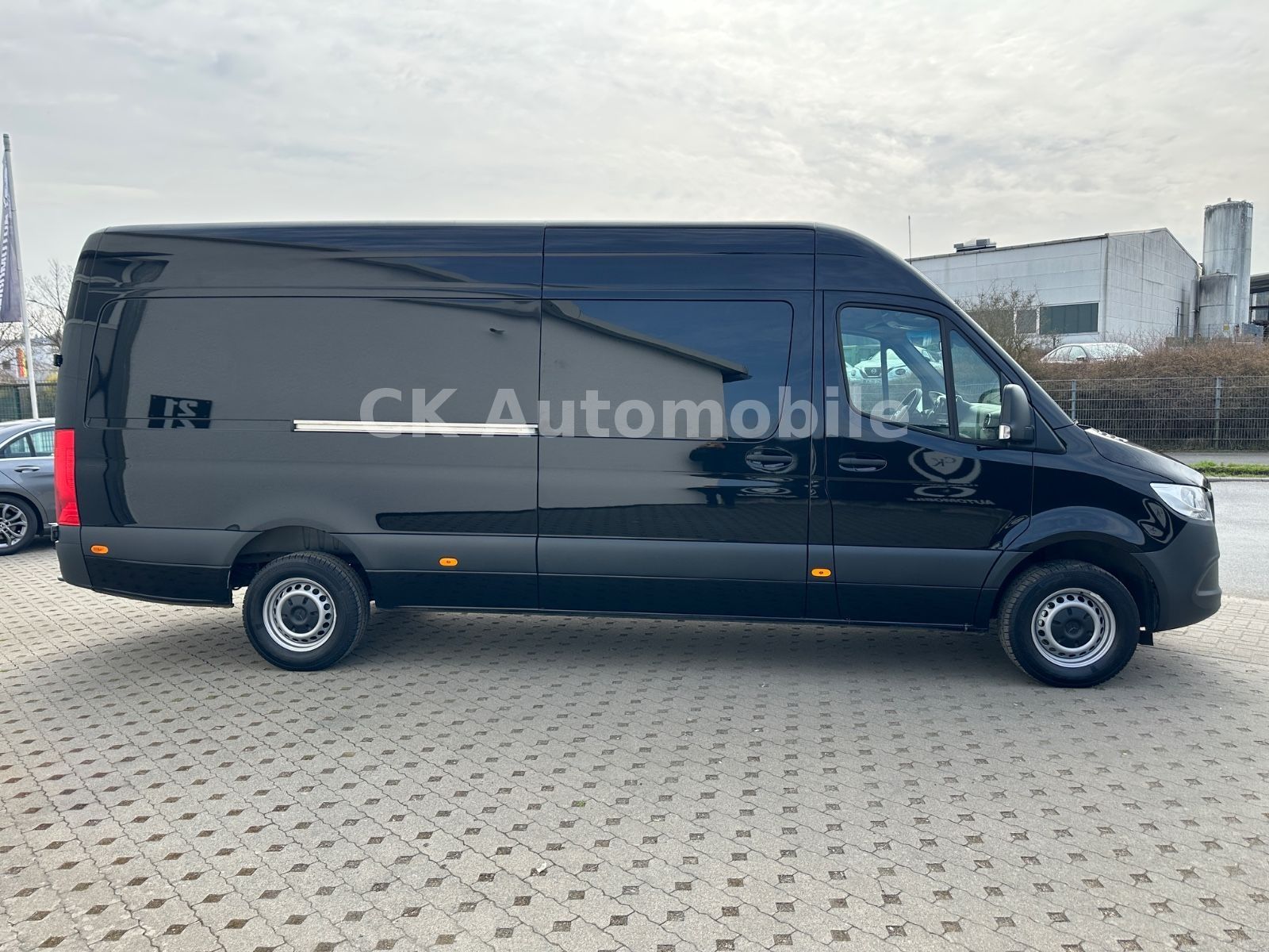 Fahrzeugabbildung Mercedes-Benz Sprinter III Kasten RWD 317 Autom./Maxi/Navi/Kam
