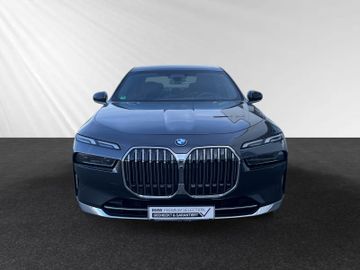 BMW 750 - 7
