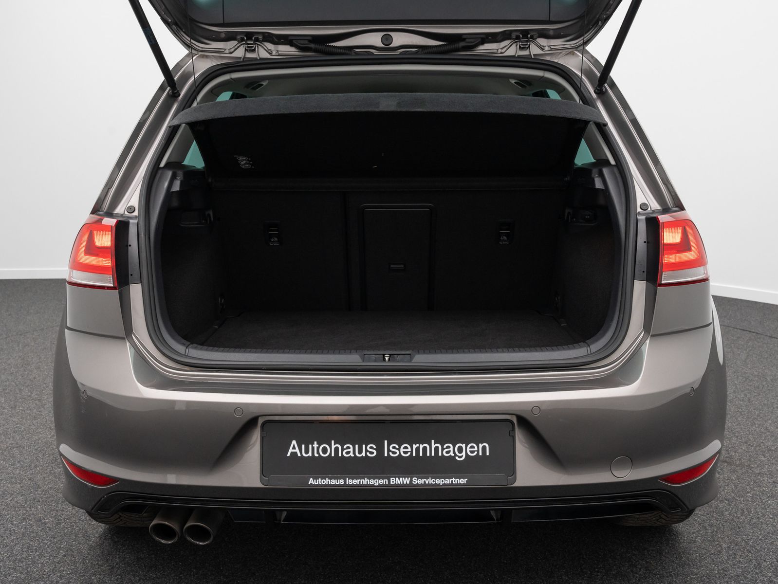 Fahrzeugabbildung Volkswagen Golf Allstar BMT Kamera BiXenon Touch Sport 18LM