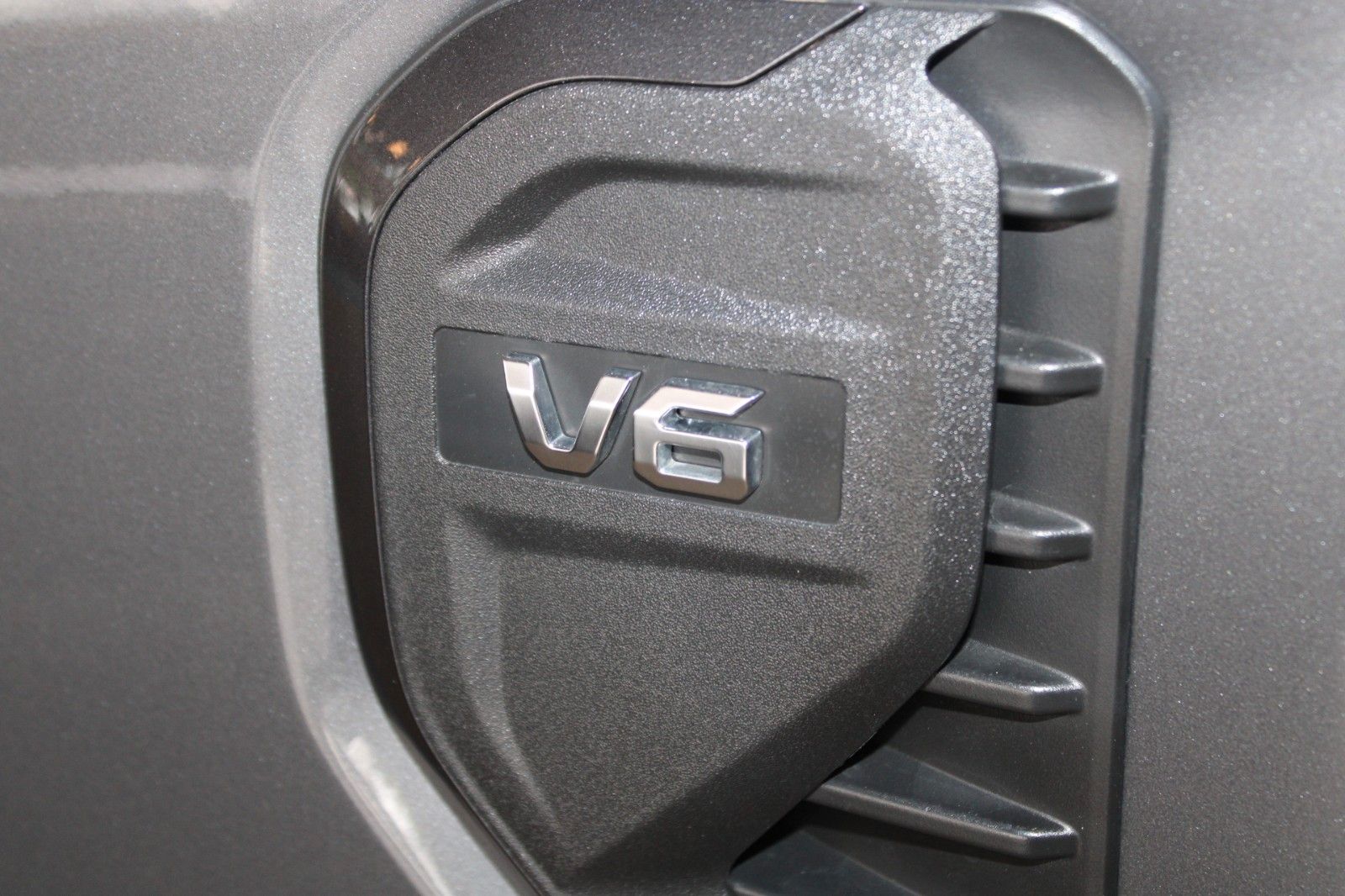 Fahrzeugabbildung Ford Ranger Platinum Automatik LEDER B&O ROLLO AHK
