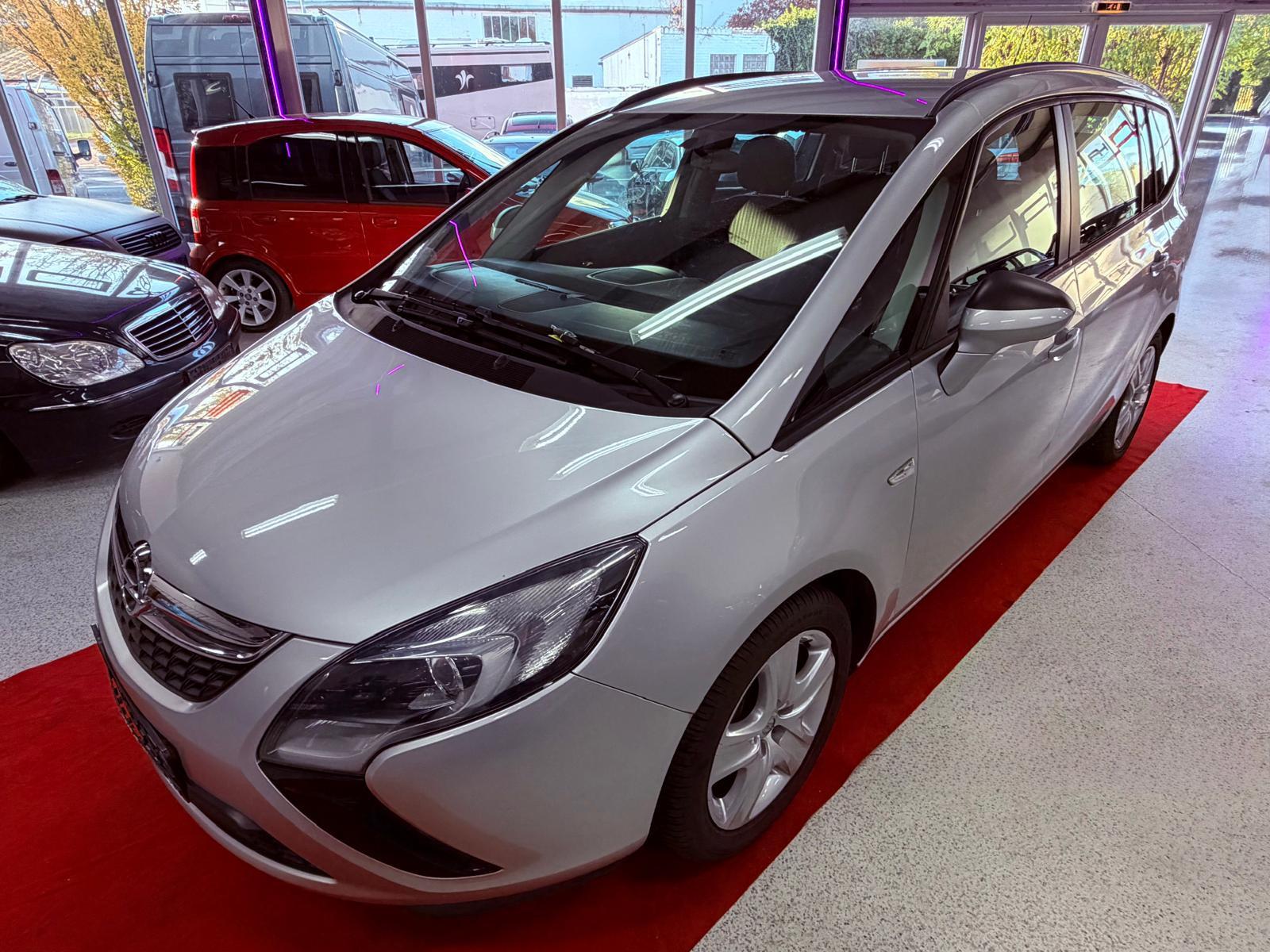 Opel Zafira C Tourer Edition -7-Sitzer -AHK