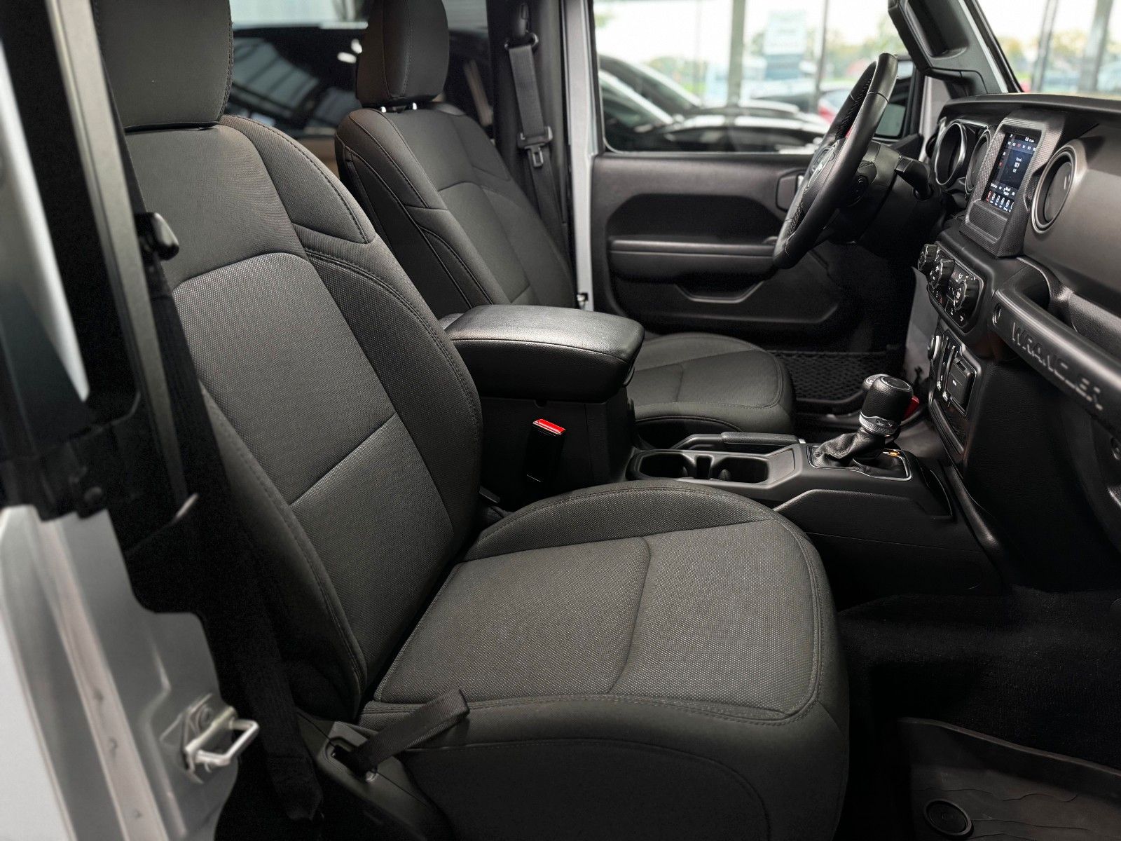 Fahrzeugabbildung Jeep Wrangler WILLYS 2.0 T-GDI 4x4 AHK GARANTIE*