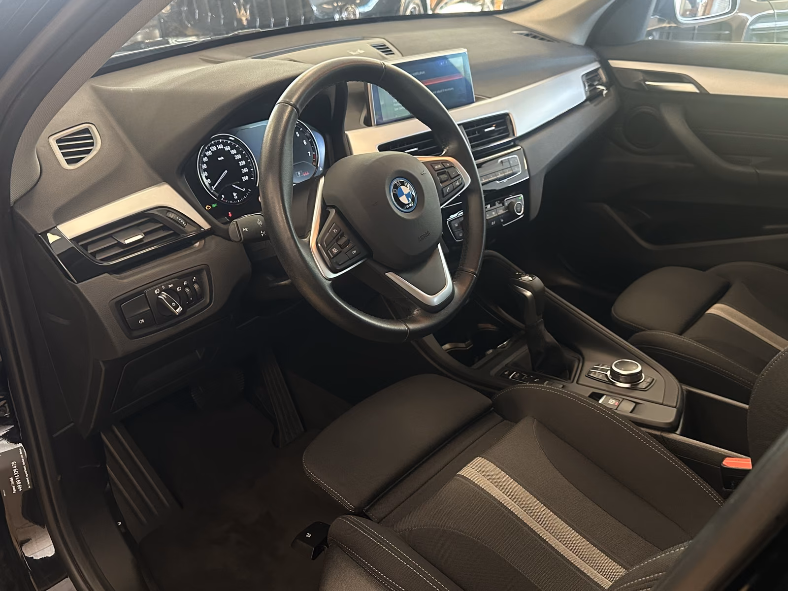 BMW X1 xDrive 25e*Advantage*1.Hand*CAM*SHZ*Tempo*LED, миниатюра 10