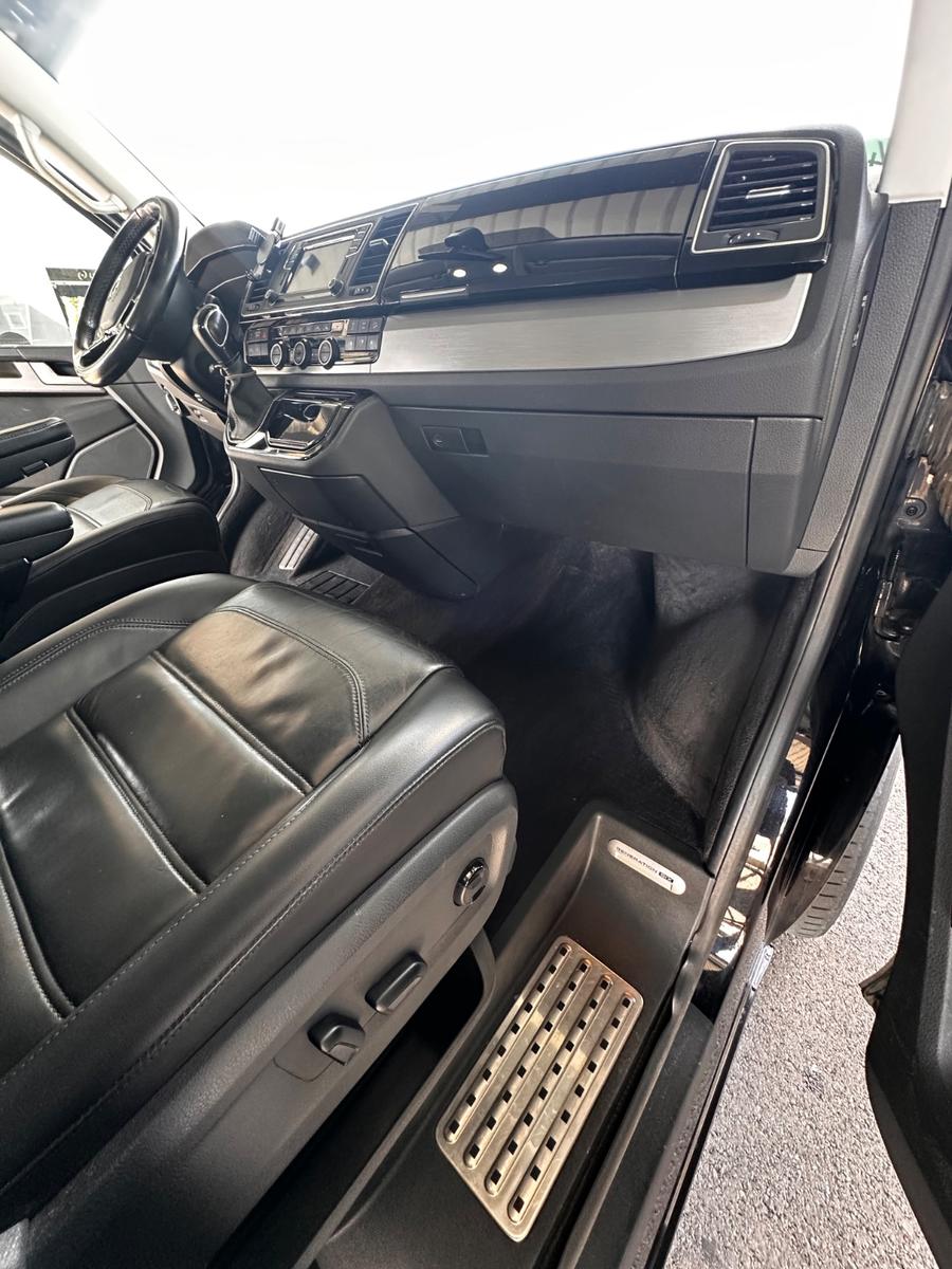 Volkswagen     VW T6 Multivan Generation SIX | 4MOTION |